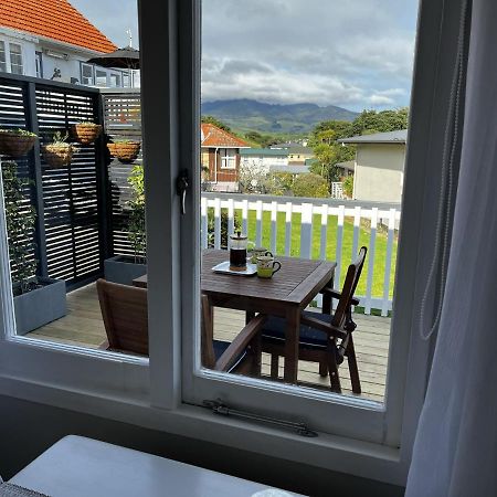 Raglan Retreat On Gilmour Apartment Екстериор снимка